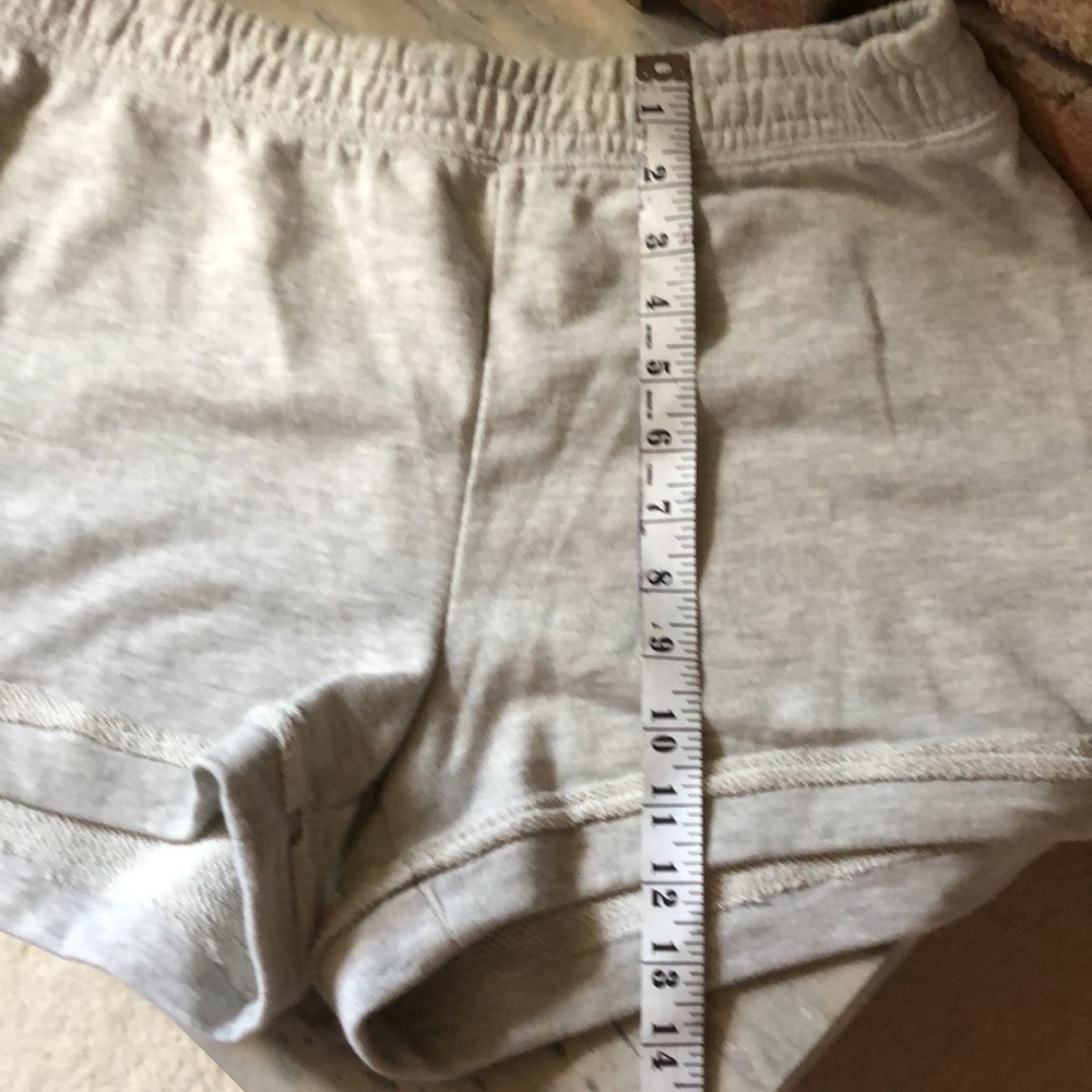 3/25🌻Kendall and Kyle workout shorts,lace up detail L - Picture 7 of 7